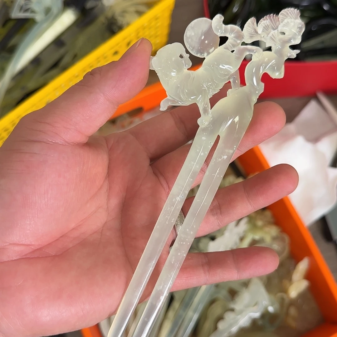 蛇纹石玉未镶嵌发饰