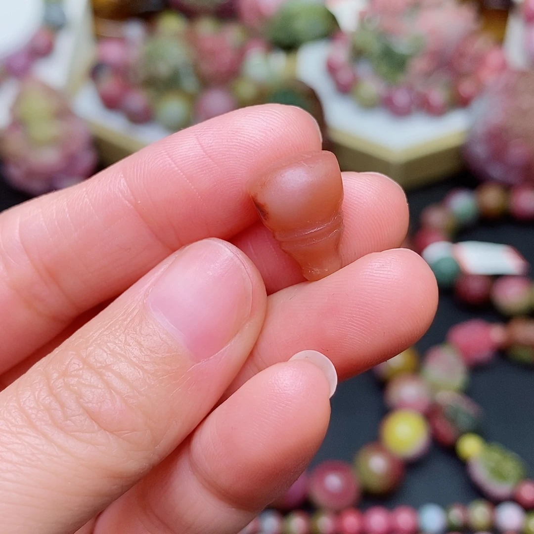 玛瑙/玉髓珠宝奇石未镶嵌盐源玛瑙定制