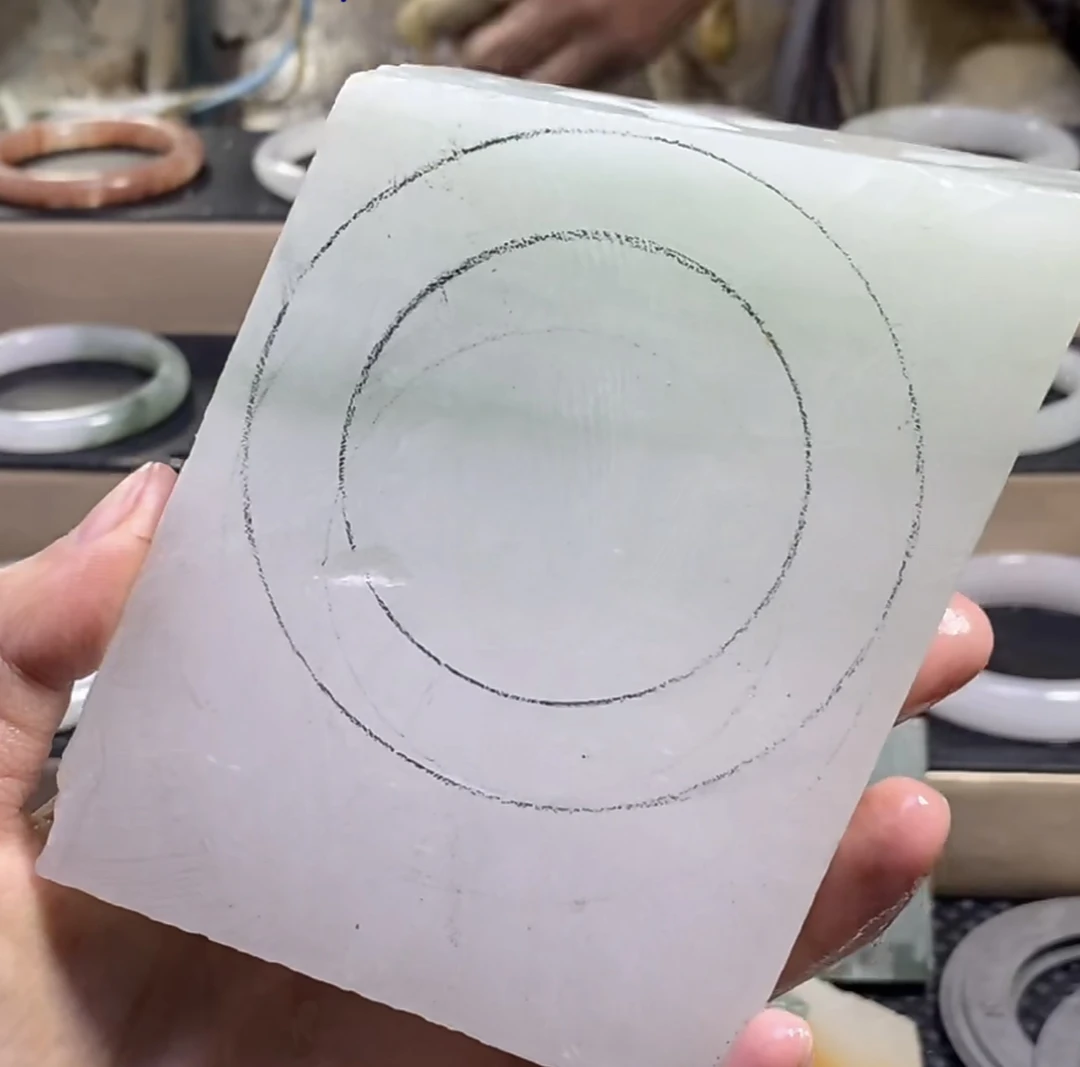 定制款新疆金丝玉天然玉石