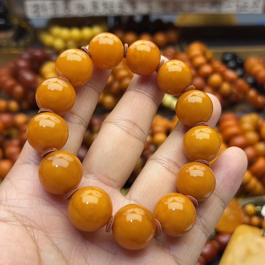 蜜蜡未镶嵌珠宝奇石