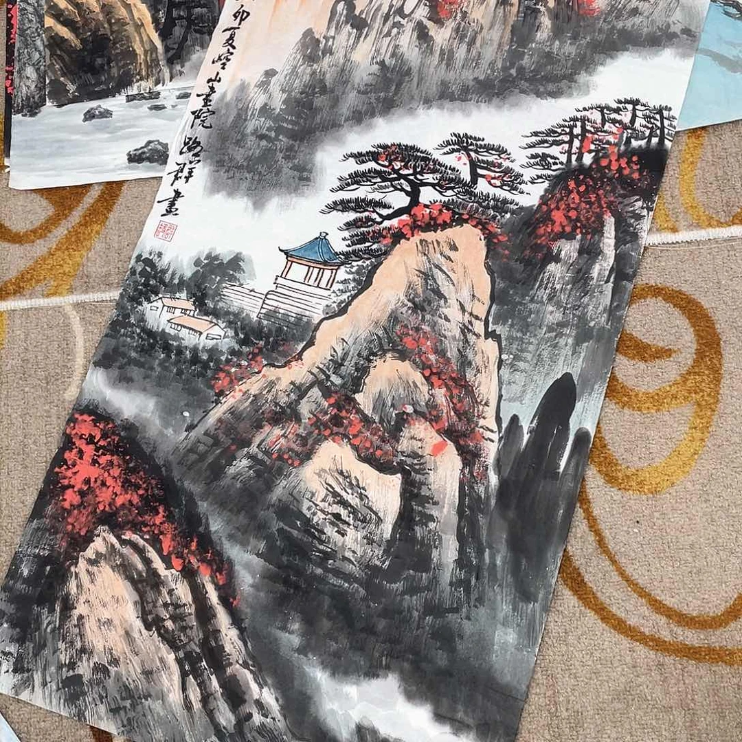 国画用****裱绘画作者张路群