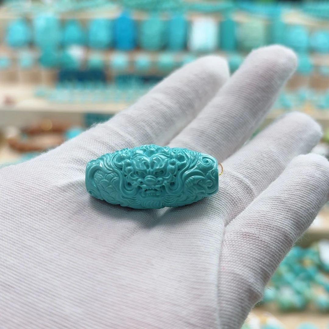 绿松石未镶嵌珠宝奇石