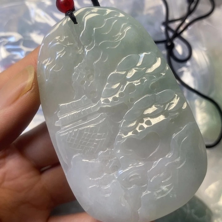 翡翠未镶嵌颈饰天然翡翠A货