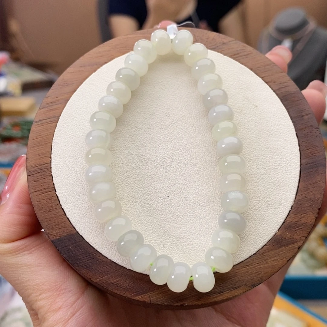未镶嵌手串和田玉A8