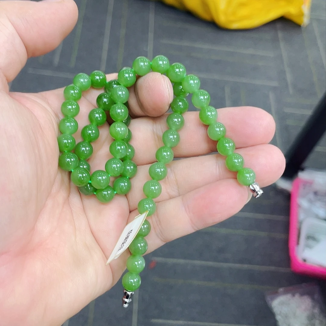 和田玉（碧玉）颈饰未镶嵌