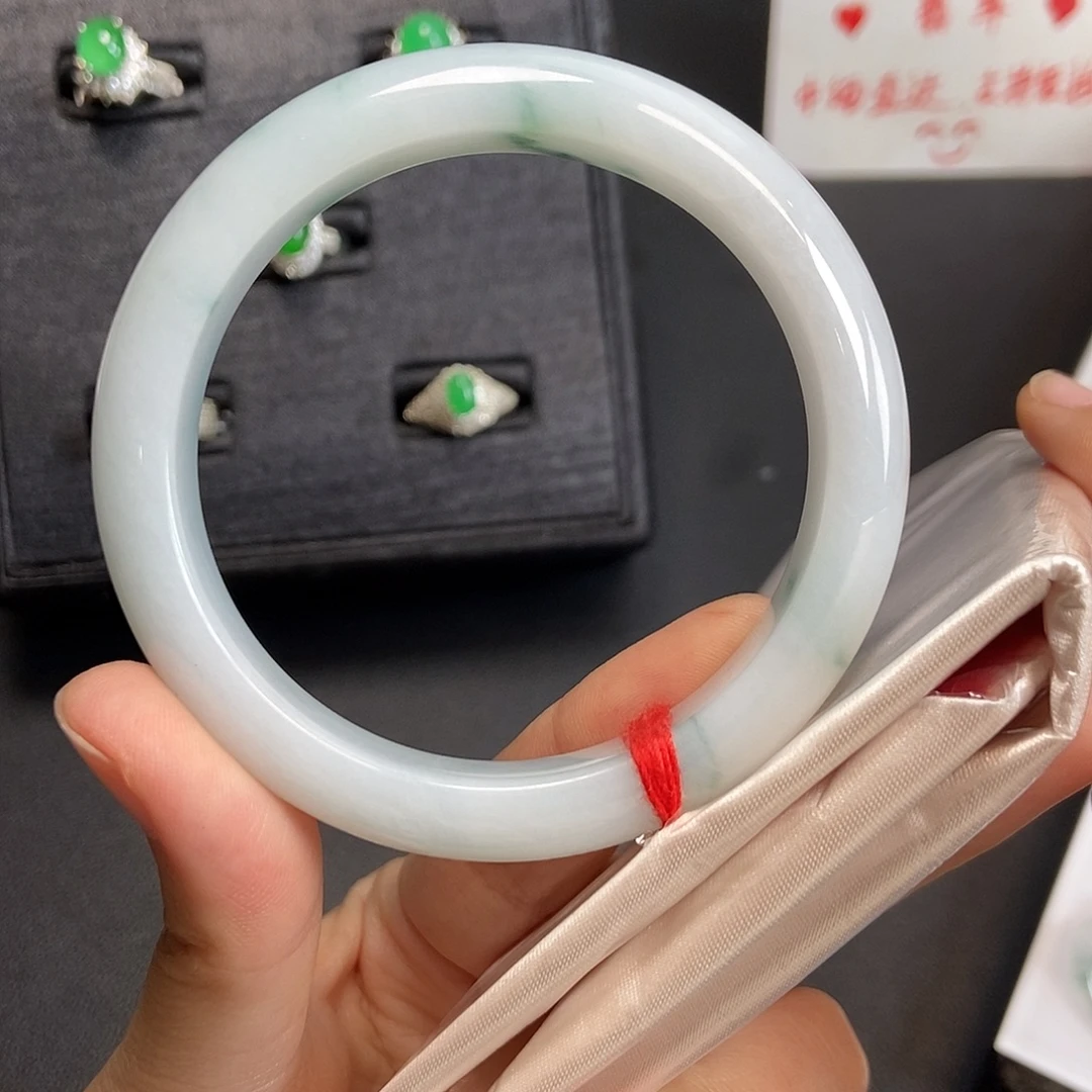 翡翠未镶嵌手镯天然缅甸翡翠