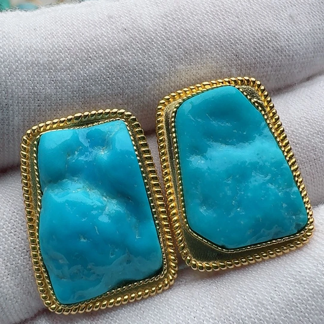 绿松石未镶嵌耳饰