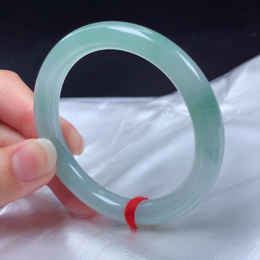 翡翠未镶嵌手镯52圆条hx8327