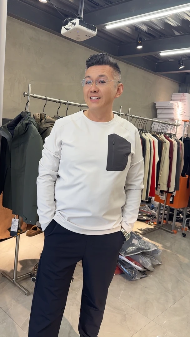 【一吨她爹专属】2025春新款高端户外轻量速干运动圆领长袖体恤7730