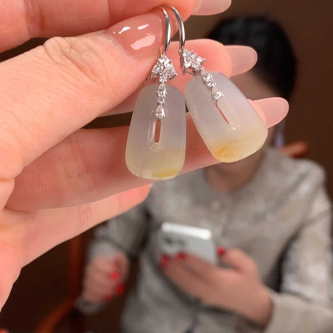 蜜***)18K金镶嵌翡翠耳饰耳饰