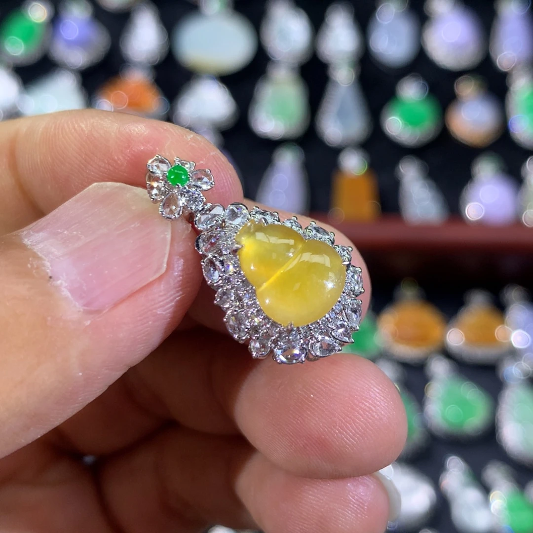 翡翠18K金镶嵌吊坠(不含链)