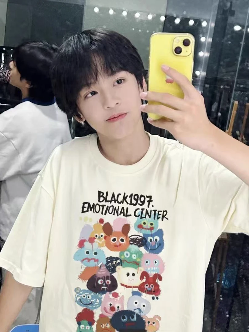 039动漫卡通短袖t恤女2025新款爆款夏季宽松小众上衣