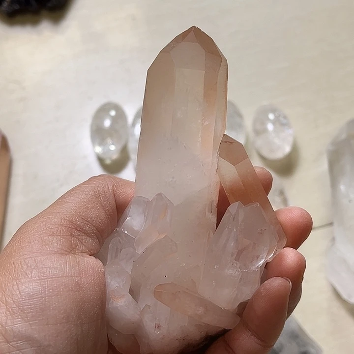 谦***未镶嵌珠宝半成品水晶