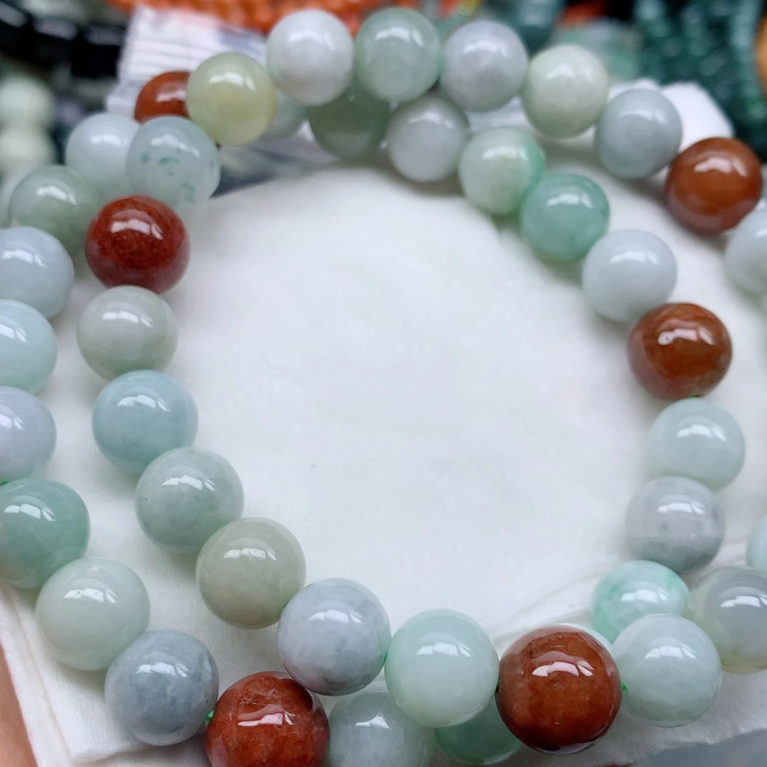 翡翠颈饰未镶嵌手串