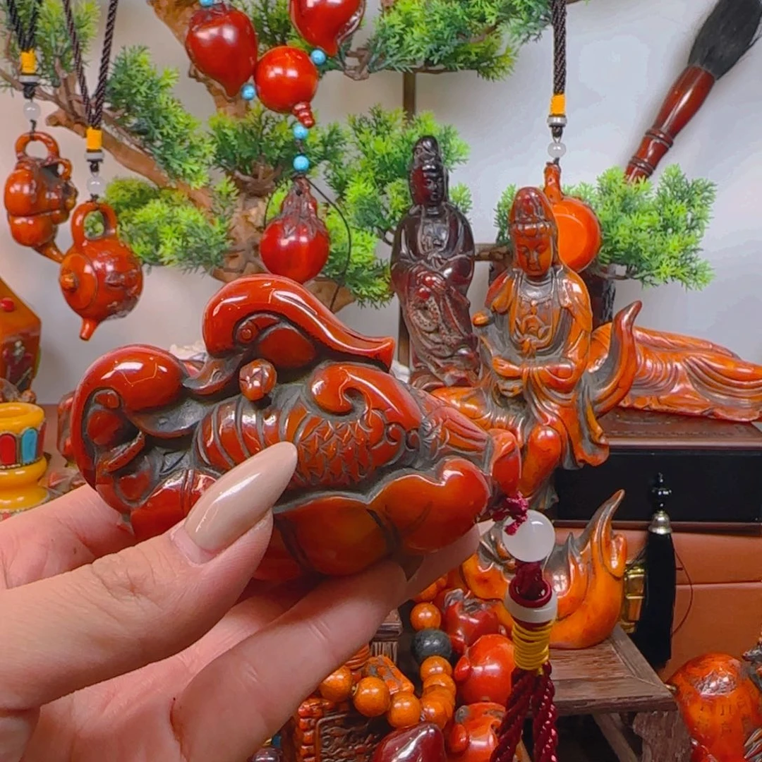 琥珀裸石未镶嵌手把