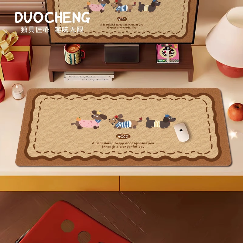 卡通腊肠狗鼠标垫子超大女生高颜值办公室工位桌垫家用可爱滑鼠垫