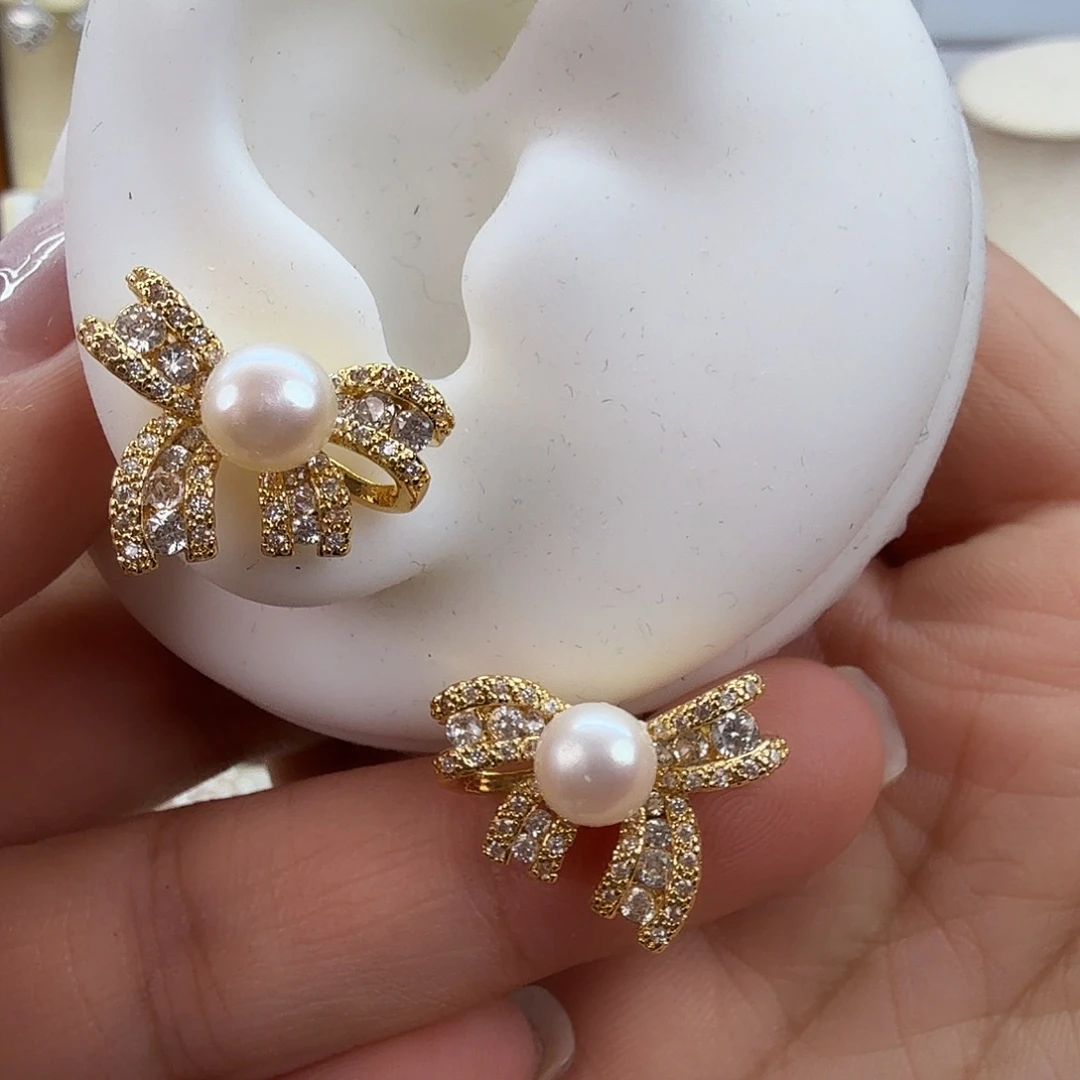 未镶嵌淡水珍珠耳饰