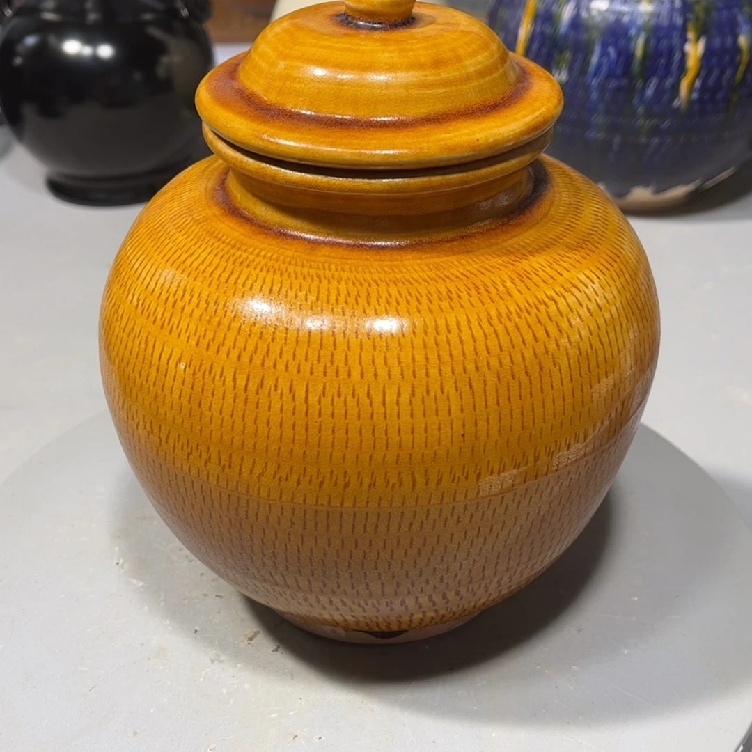 瓶黄釉罐子品相完美