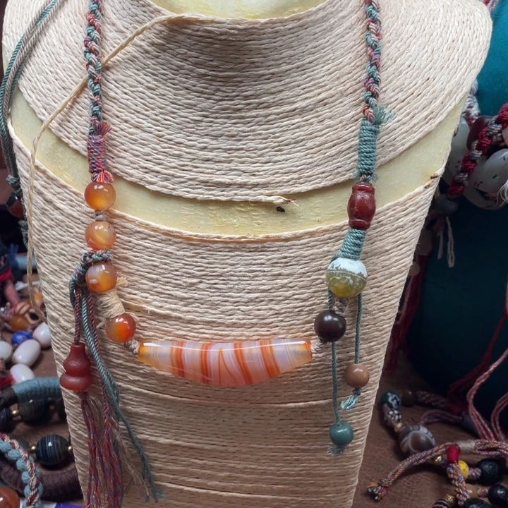 玛瑙/玉髓颈饰未镶嵌