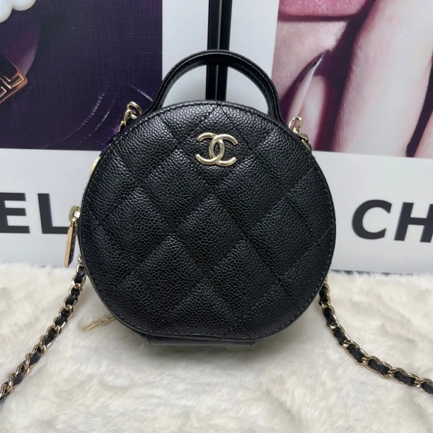 99新 Chanel/香奈儿 黑金鱼子酱牛双开圆饼（31开）