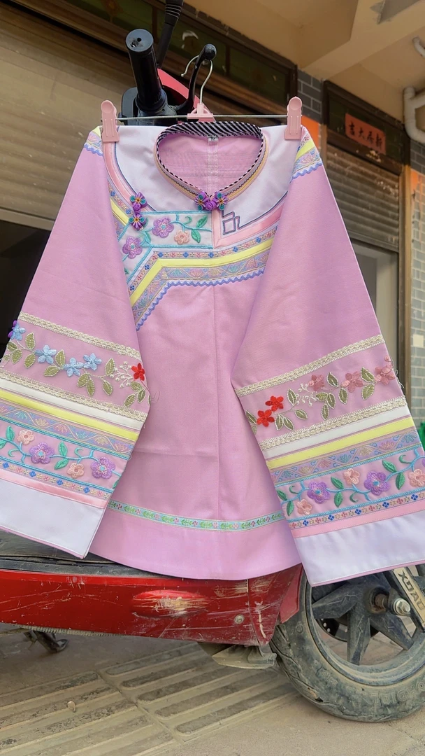 布依族民族风上衣传统低领连袖设计清新复古服装