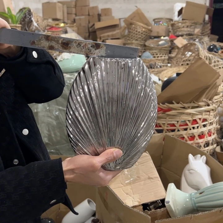 瓶高度23厘米口径9厘米微瑕捡漏针眼