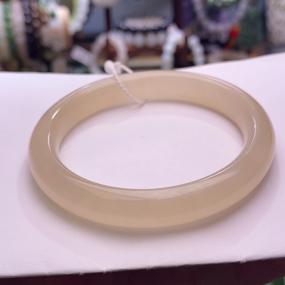 颈饰未镶嵌和田玉熟藕粉手镯59.4圈口