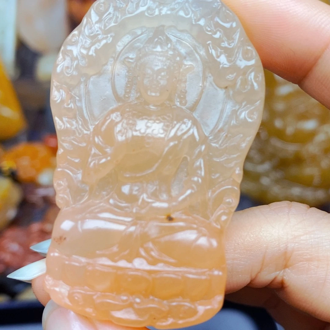 石英质玉（黄龙玉）未镶嵌颈饰