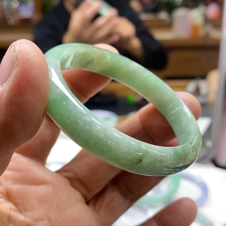 翡翠未镶嵌手镯翡翠手镯贵妃53-55，卡10