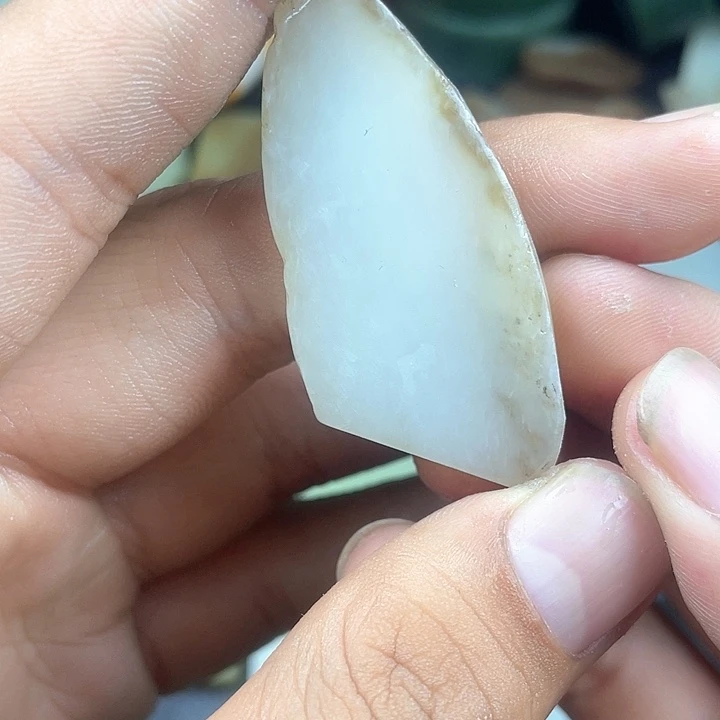 和田玉（糖玉）未镶嵌颈饰