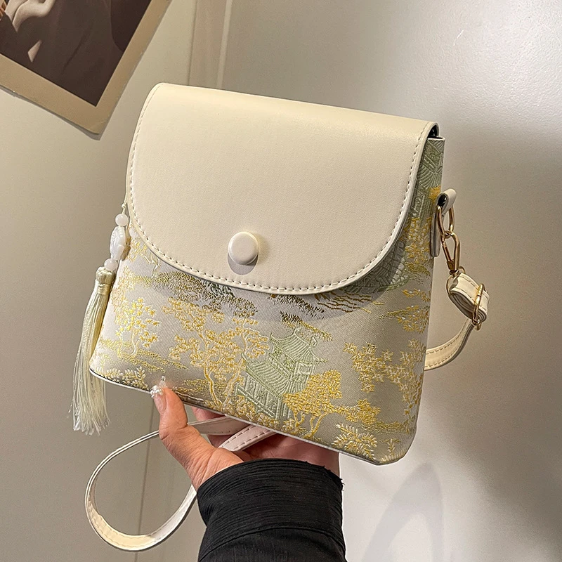 高级感小众包包2024韩版百搭时尚斜挎包女ins森系百搭单肩水桶包