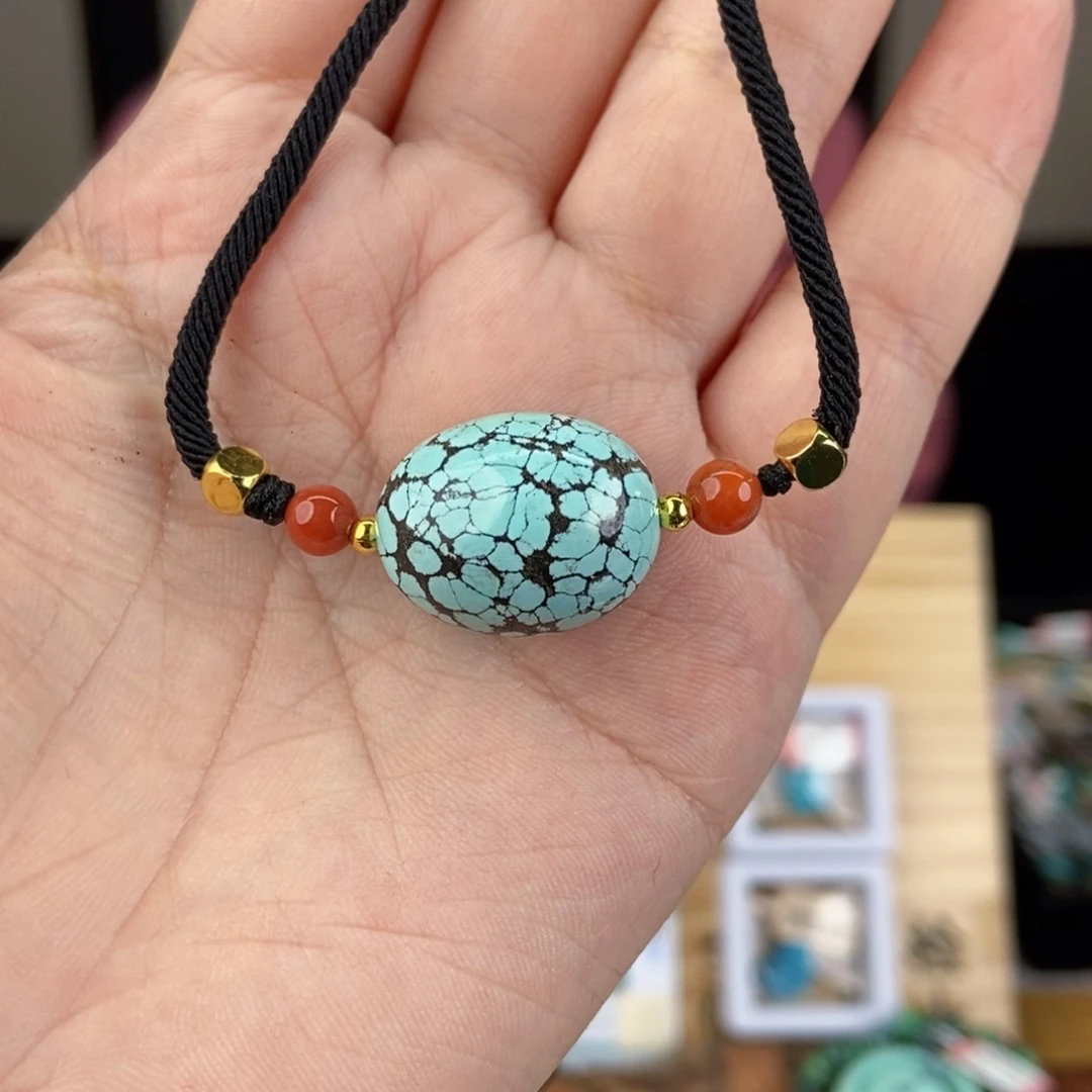 未镶嵌绿松石珠宝奇石