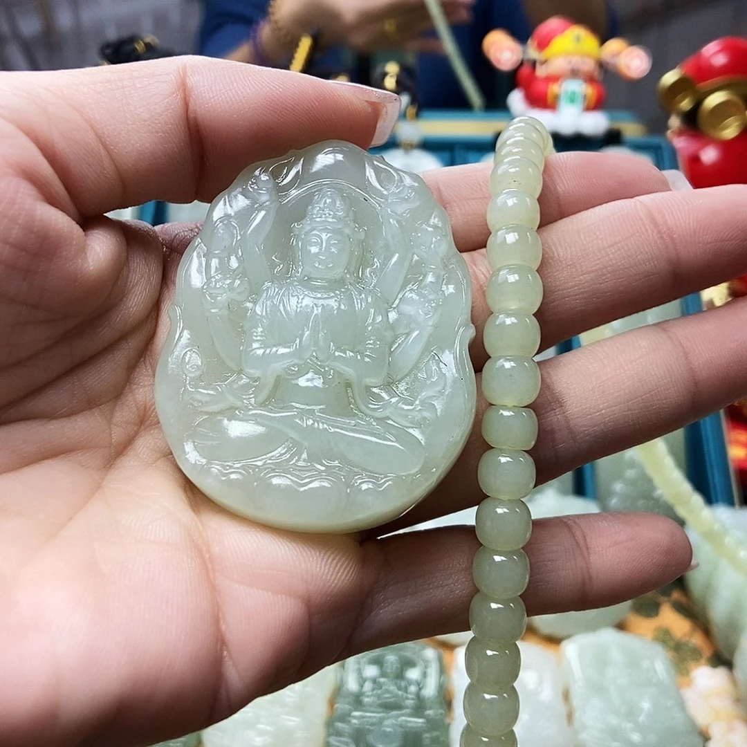 和田玉颈饰未镶嵌风****畏