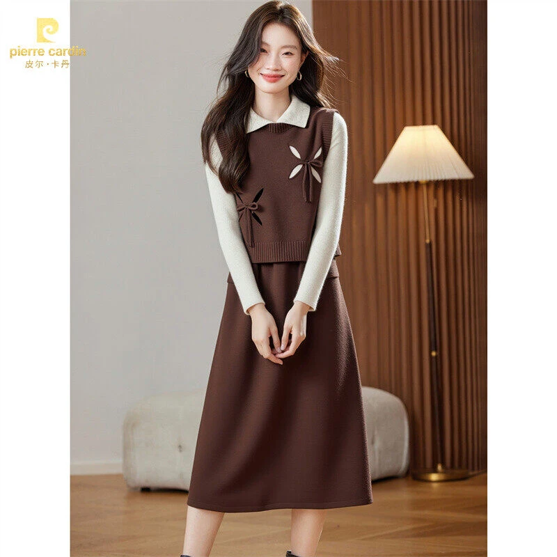 皮尔卡丹秋冬女款镂空马甲毛衣裙两件套韩版套装新款休闲翻领过膝