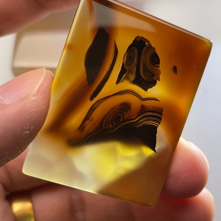 玛瑙/玉髓颈饰未镶嵌老****＞