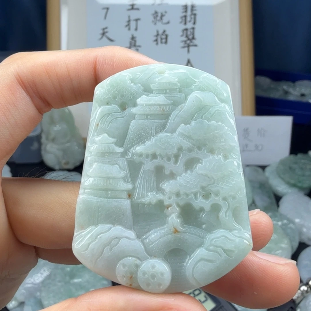 翡翠未镶嵌颈饰翡翠