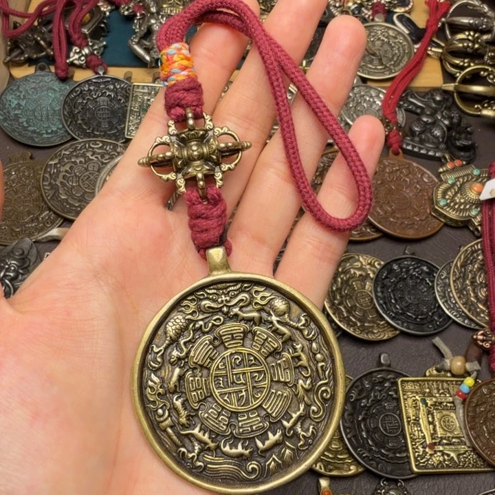 藏传文玩九宫如图