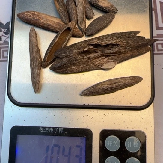 沉香摆件海南野生瓜子10克