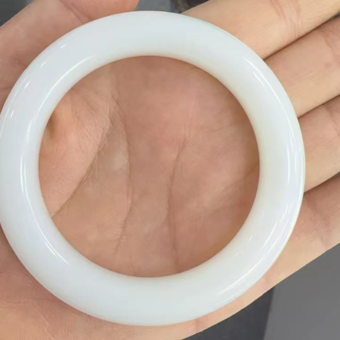 和田玉颈饰未镶嵌俄料白玉手镯TZ拍一发一