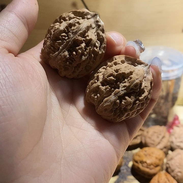 木质平膀鬼脸，把玩