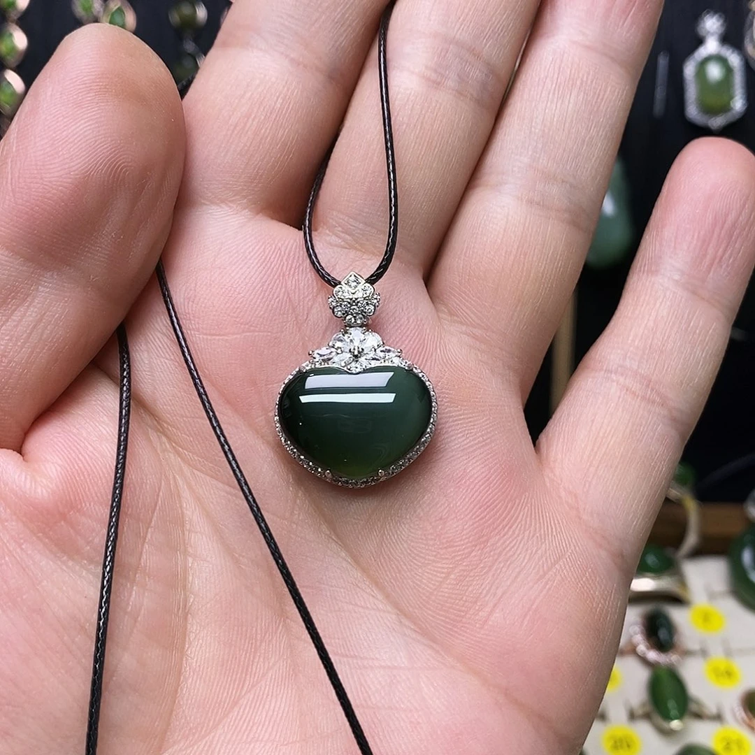 和田玉（碧玉）银S925镶嵌颈饰