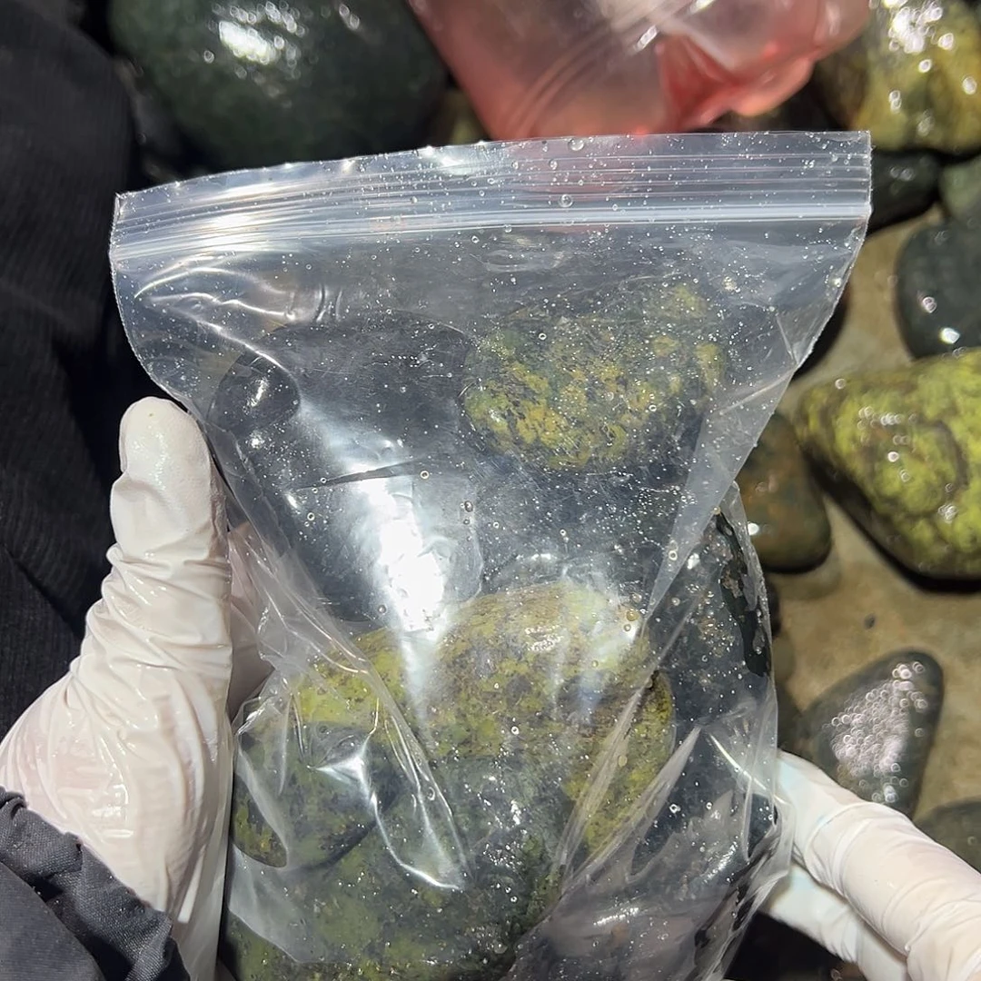 未镶嵌蛇纹石玉西藏藏玉药王石富**申