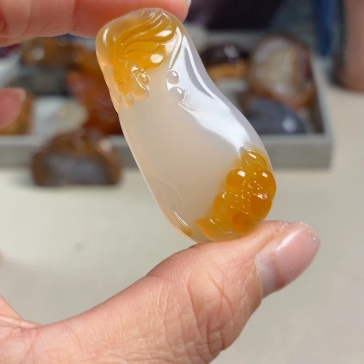 玛瑙/玉髓未镶嵌吊坠(不含链)