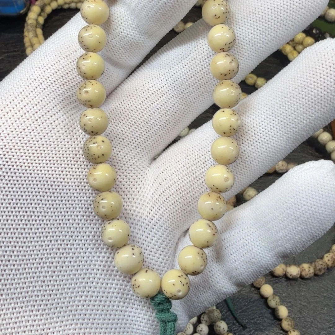 手串星月菩提8全玉化龙蛋。