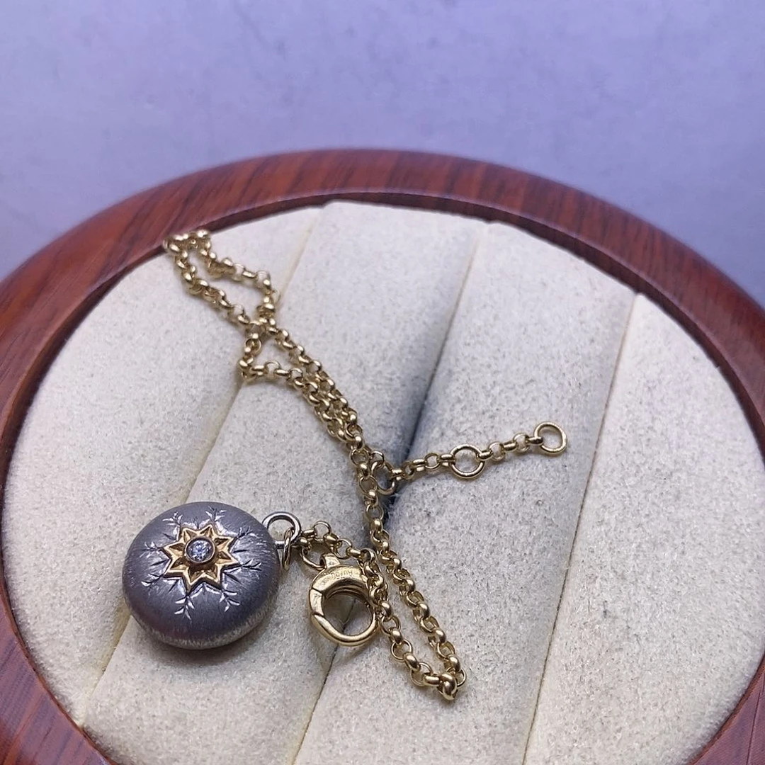 钻石手链18K金镶嵌银豆豆拉丝手链