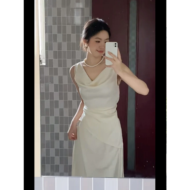 【美女日常】夏季轻奢气质温柔穿搭小众设计感无袖上衣半身裙套装