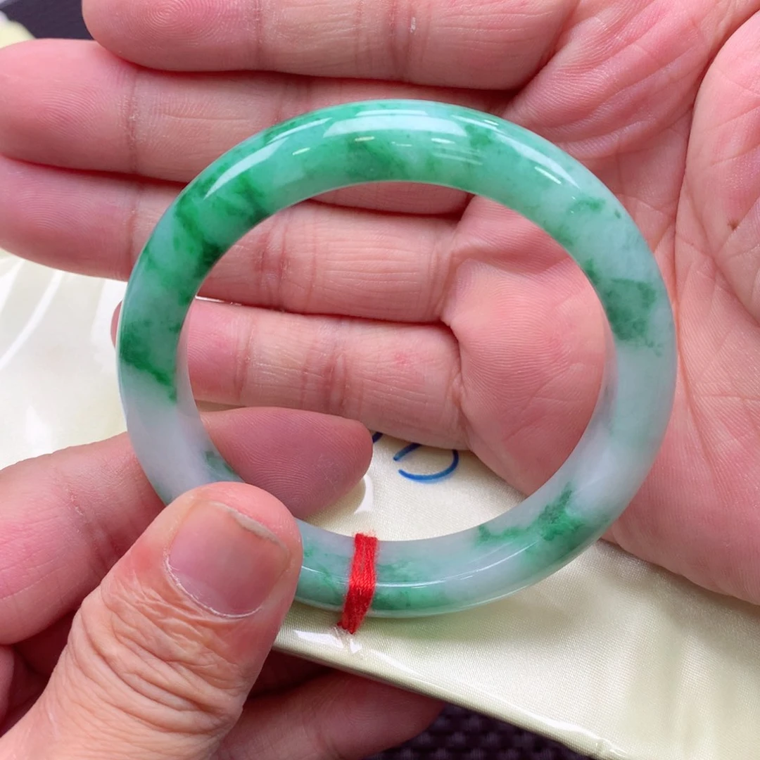 未镶嵌手镯翡翠翡翠