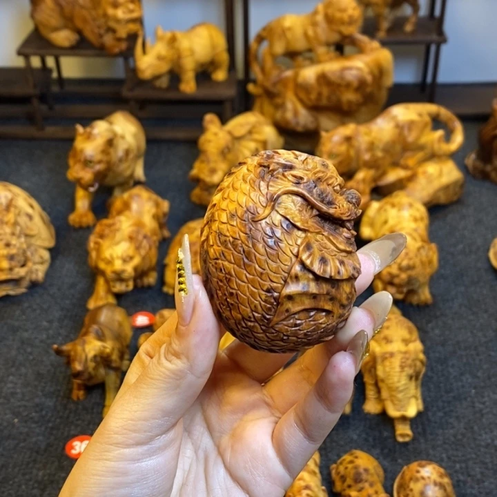 柏木9**7鱼化龙手把件