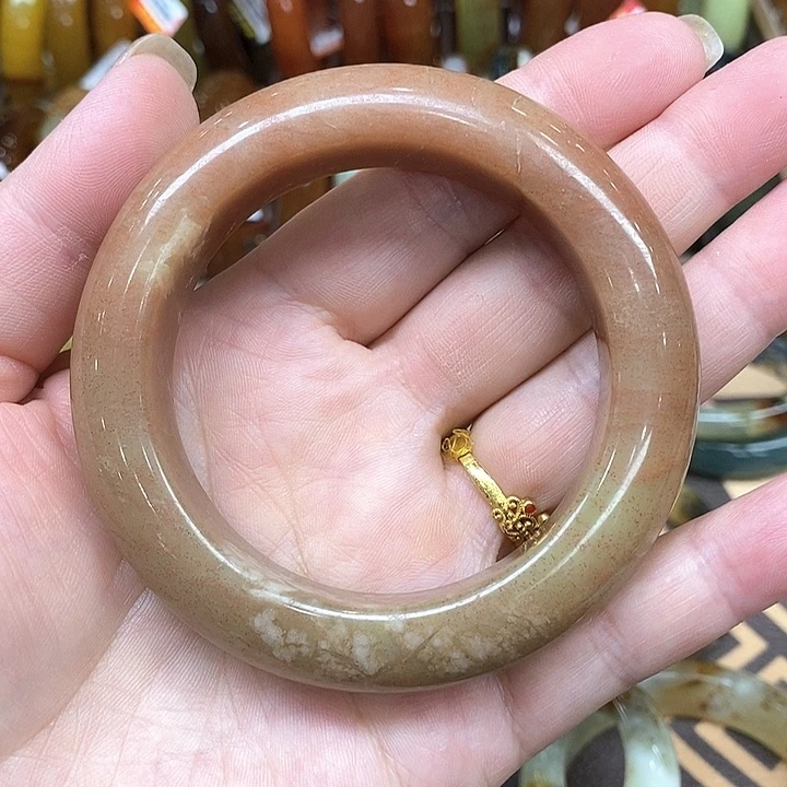 未镶嵌蛇纹石玉手镯