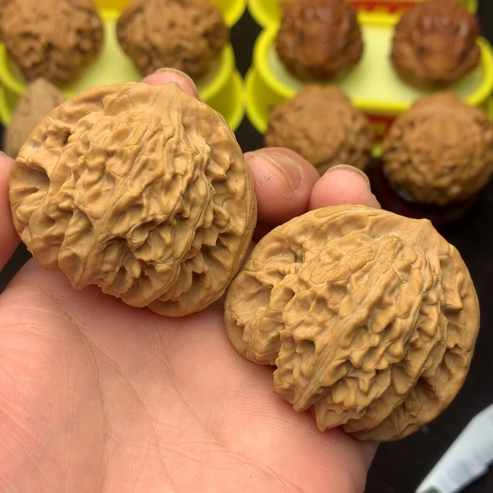 吊坠文玩核桃盘龙虎头45